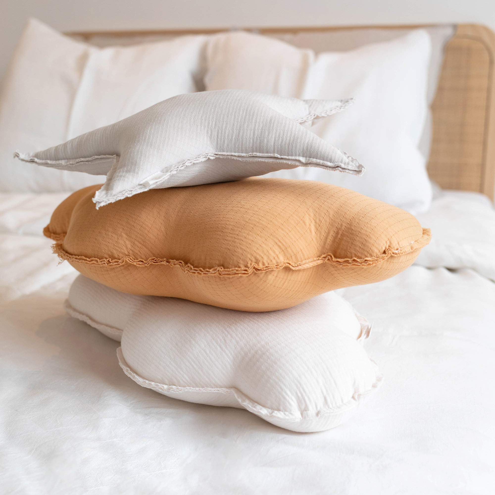 Tetra pillow sale