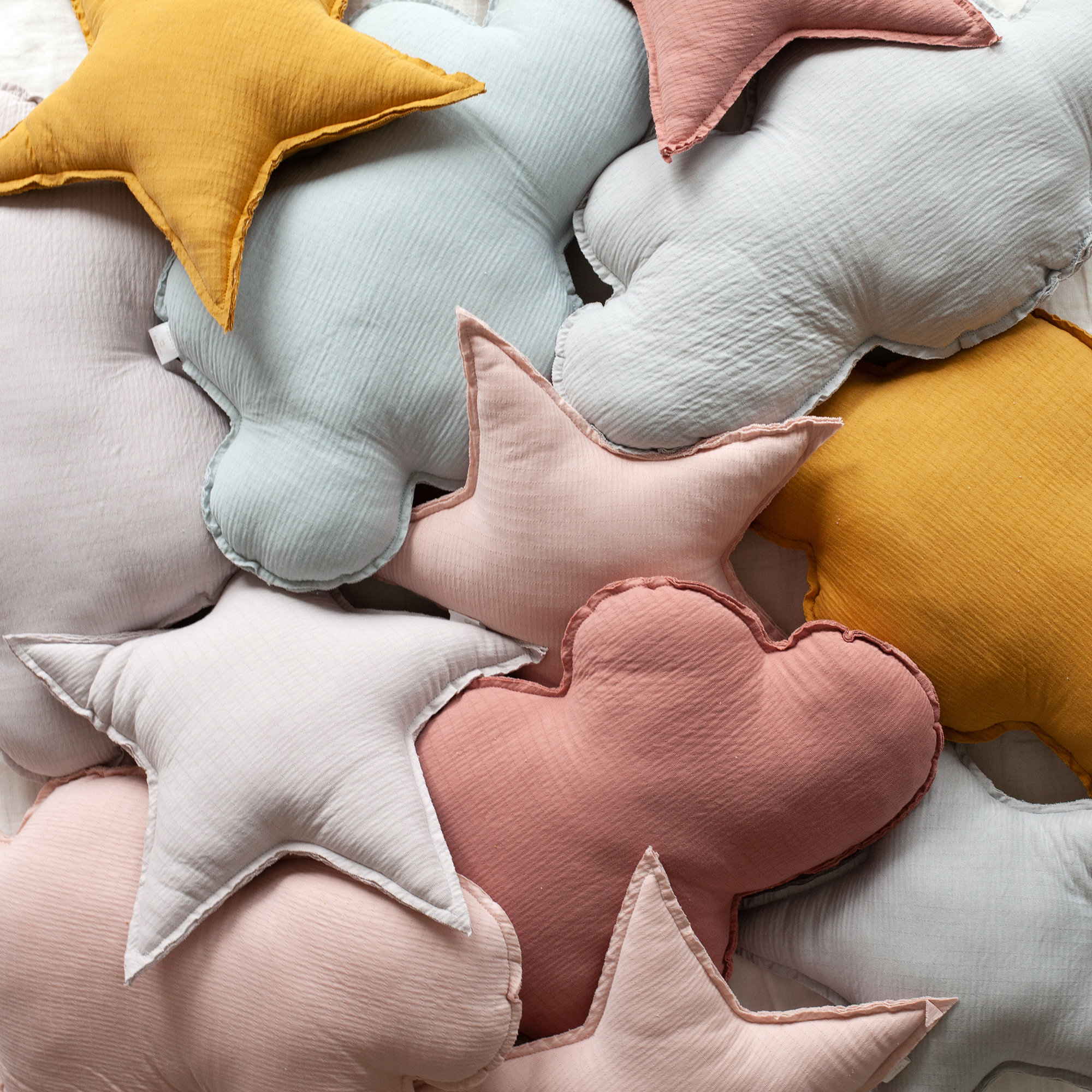 Tetra pillow cheap