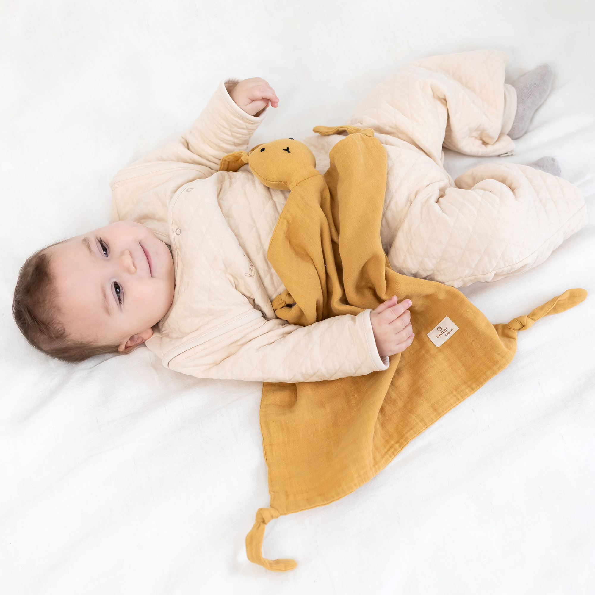 Bunny Cotton muslin 40x40 cm BUNNY Ochre[AWARENESS]