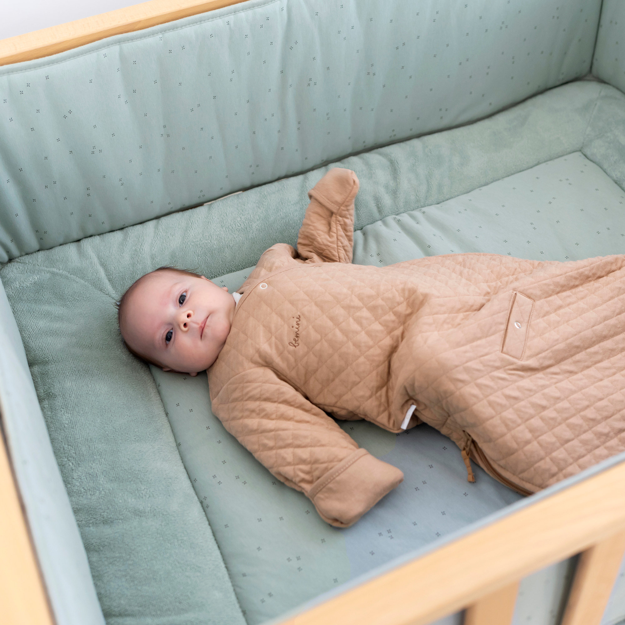Padded play mat Cushioned comfort 75x95cm OUPSS Mini lunarOutlet