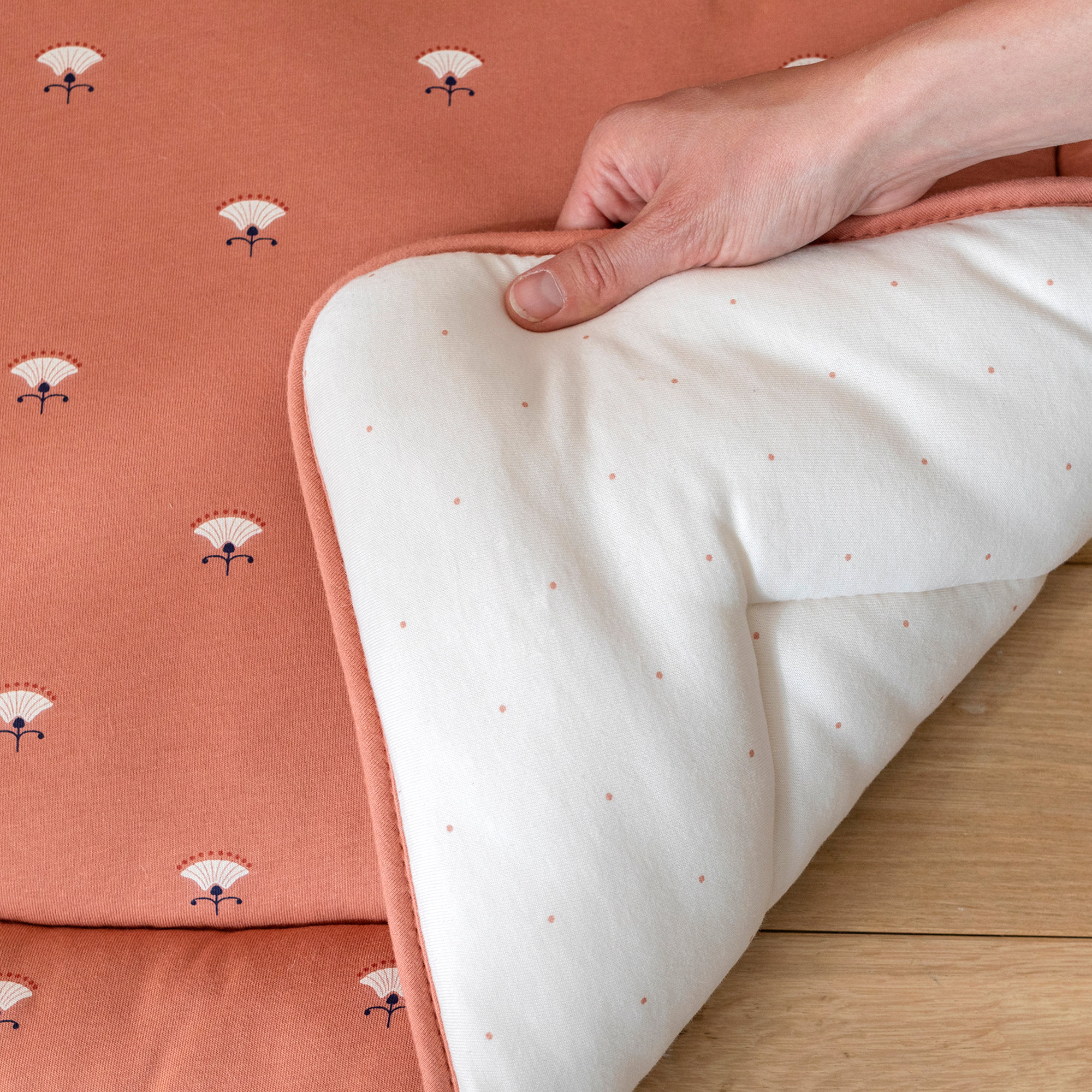 Combo Krabbeldecke und Nestchen Pady Jersey + jersey 100x100cm ODETE Art deco print
