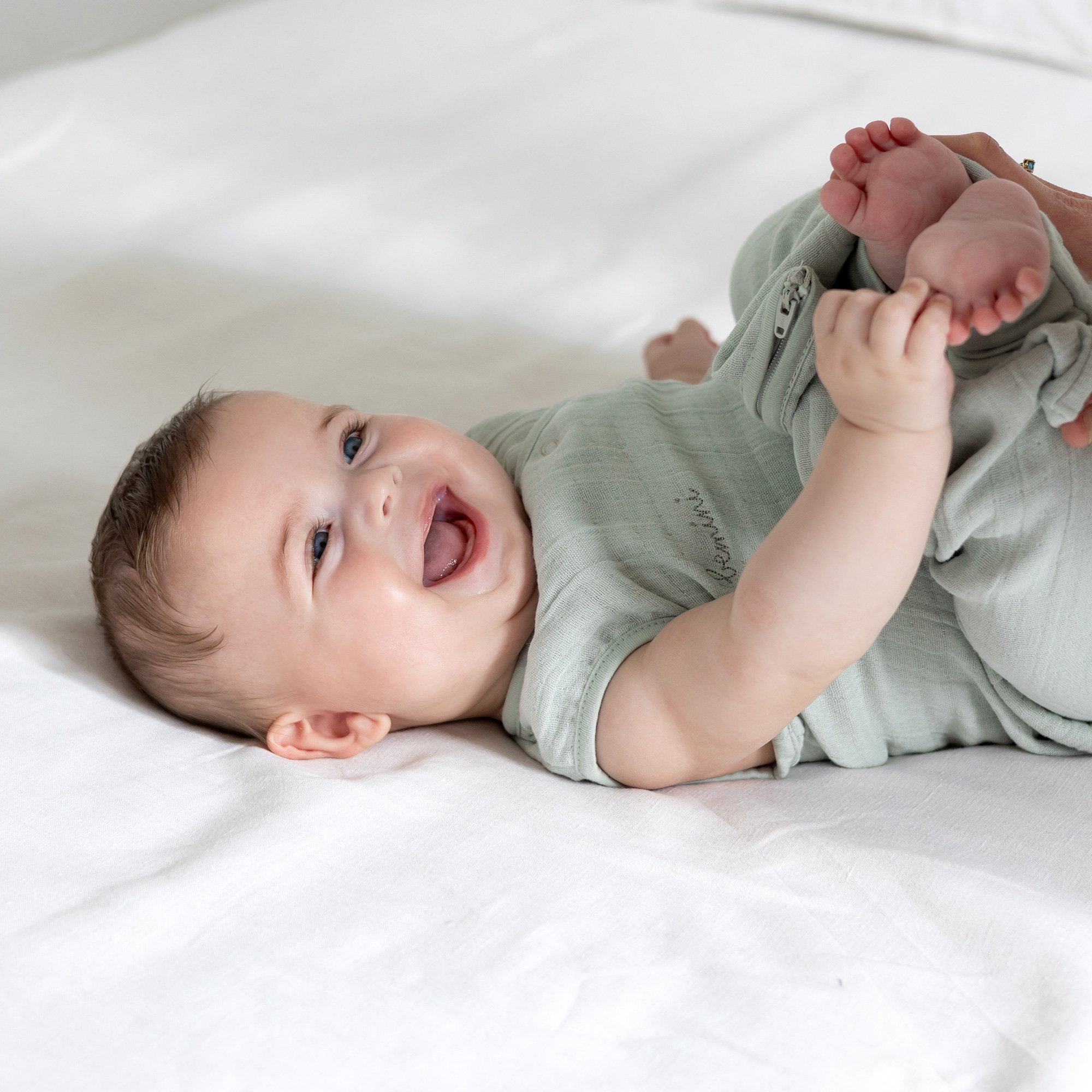 MAGIC BAG Swaddle 4-12m SWADL Amandel TOG 0.5[BAGS]