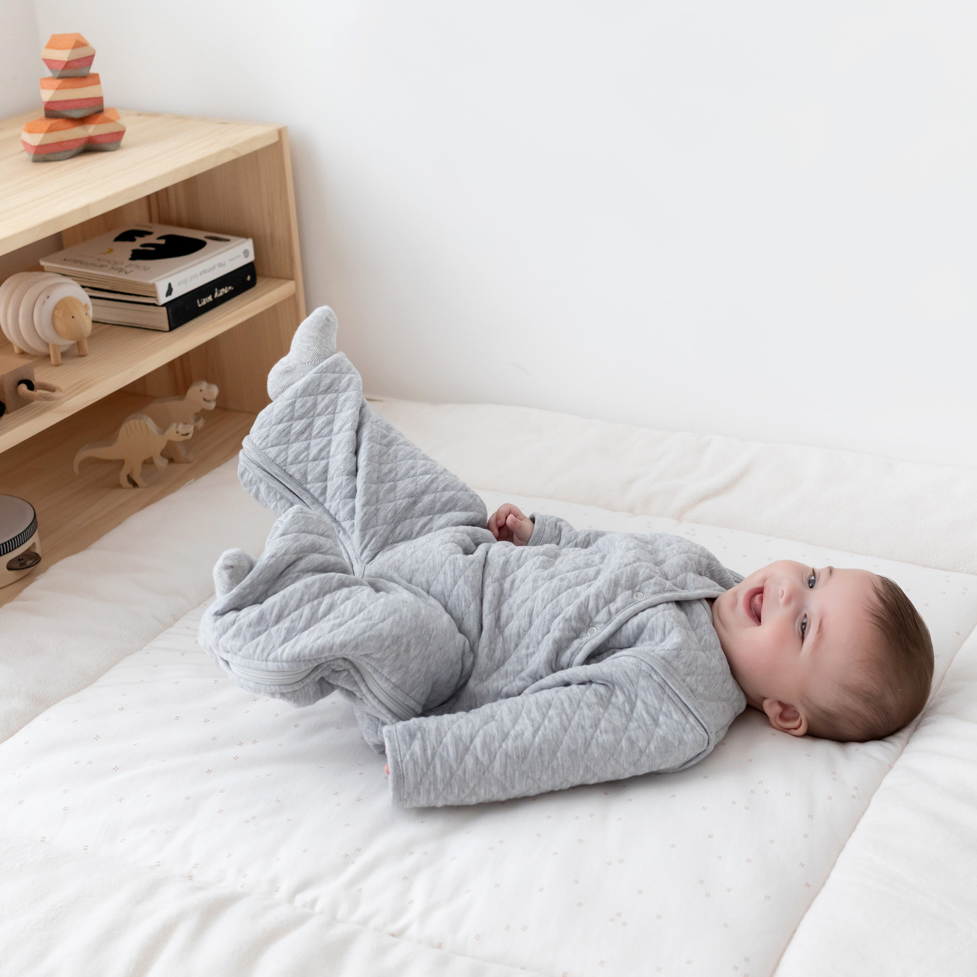 MAGIC BAG Pady quilted jersey 4-12m QUILT Mix grey TOG 1.5[BAGS]