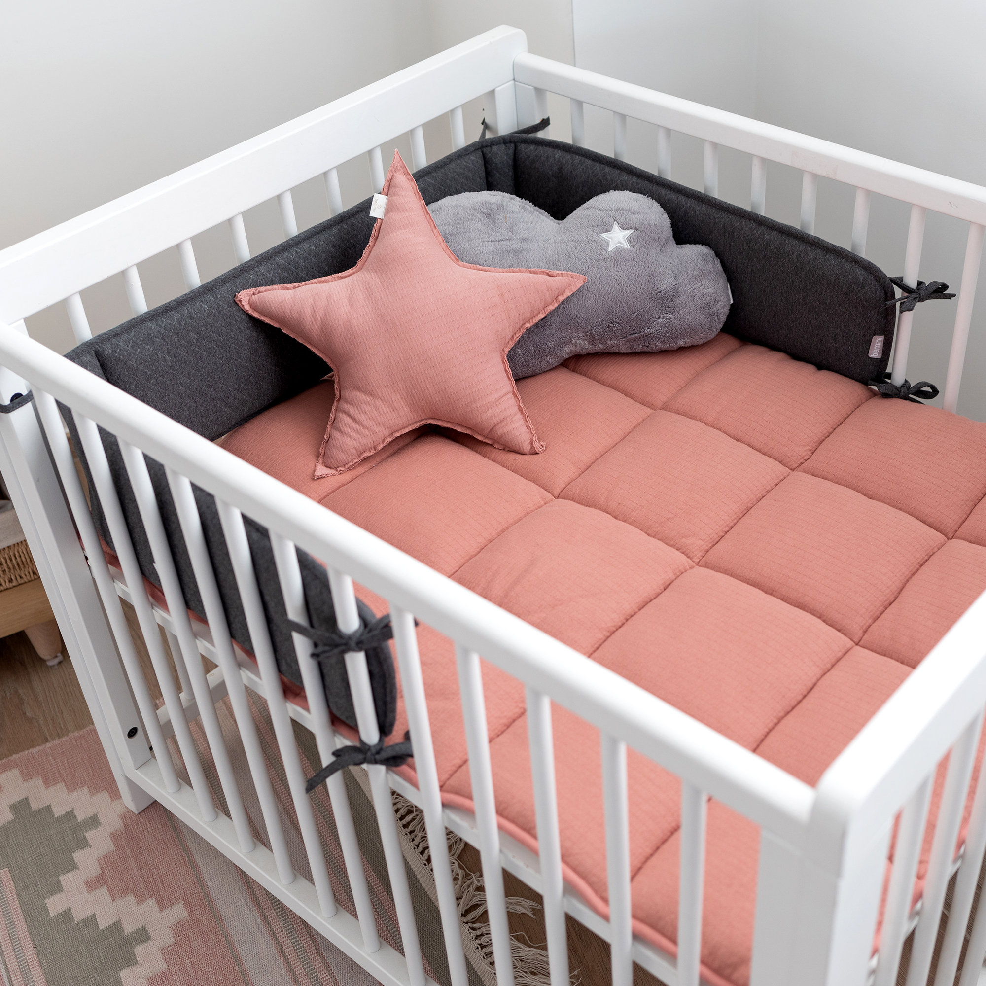 Crib bumper Quilted 20x180cm BEMINI Nearly BEDDING Products The official BEMINI website