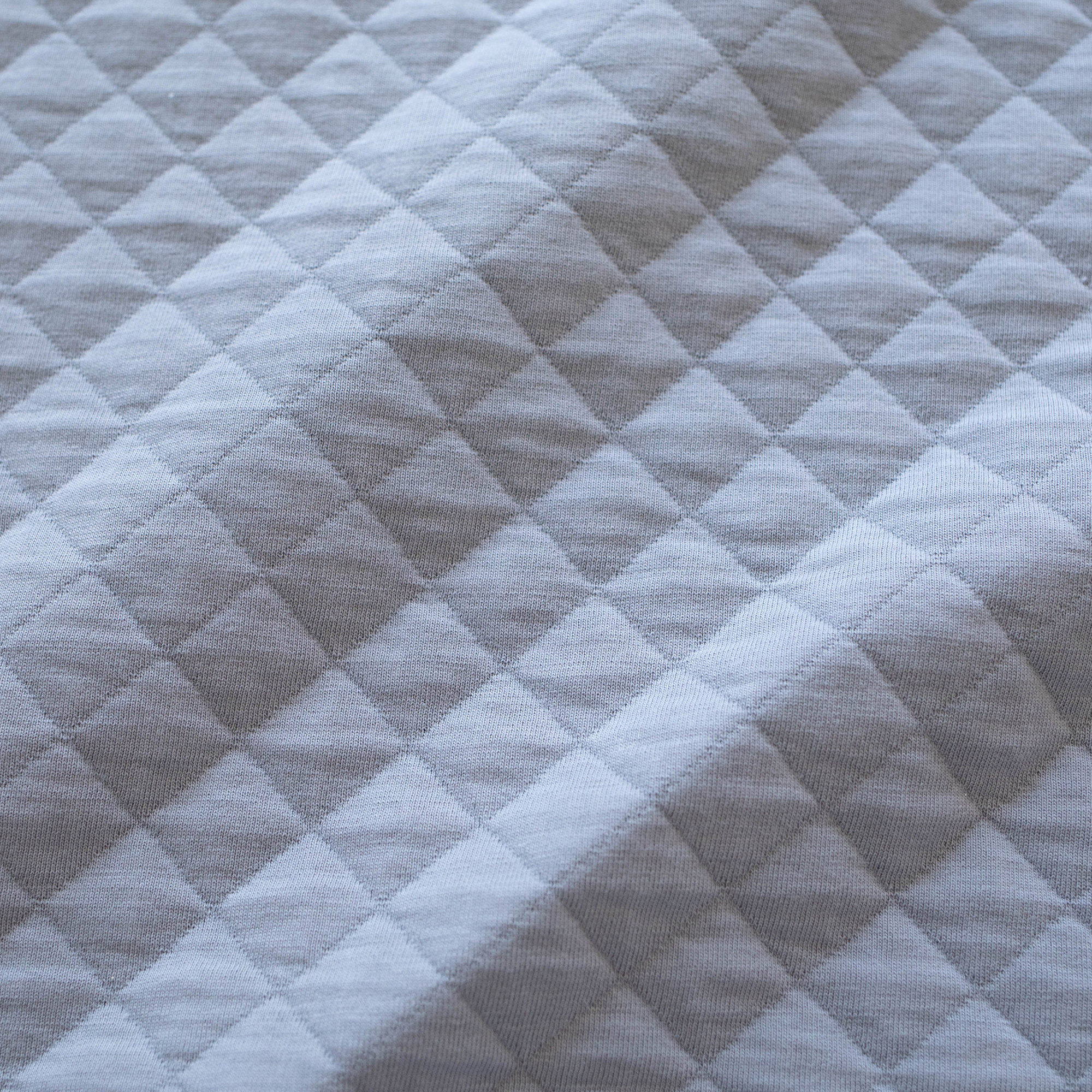 Babero waterproof Pady quilted jersey 37cm QUILT Stone