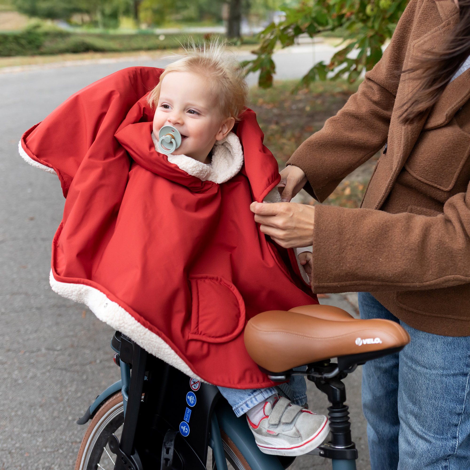 Travel poncho Waterproof + teddy 9-36m RAINY Carmin[WANDER]
