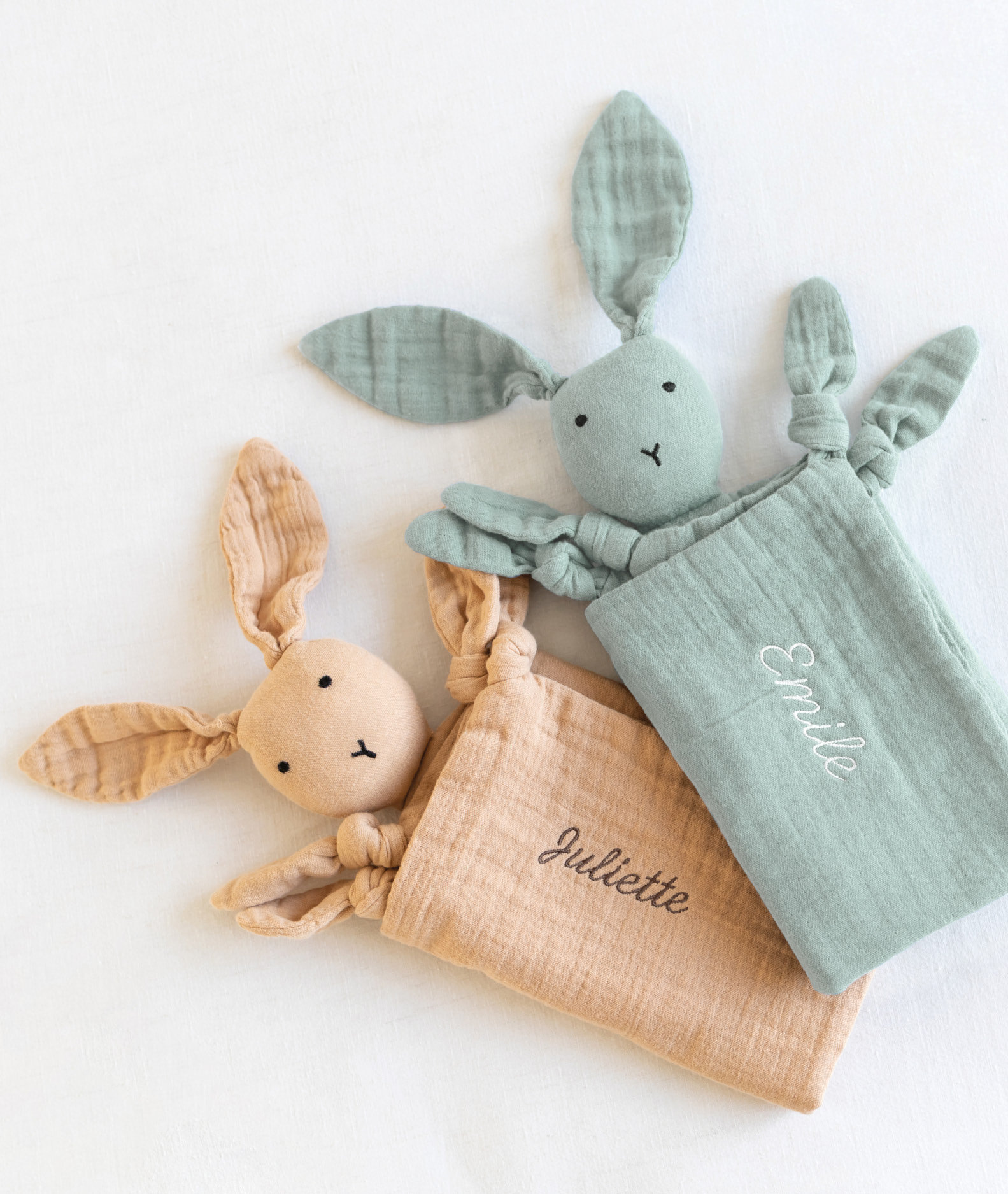 HP 6 BRODERIE BUNNY 380:450.jpg