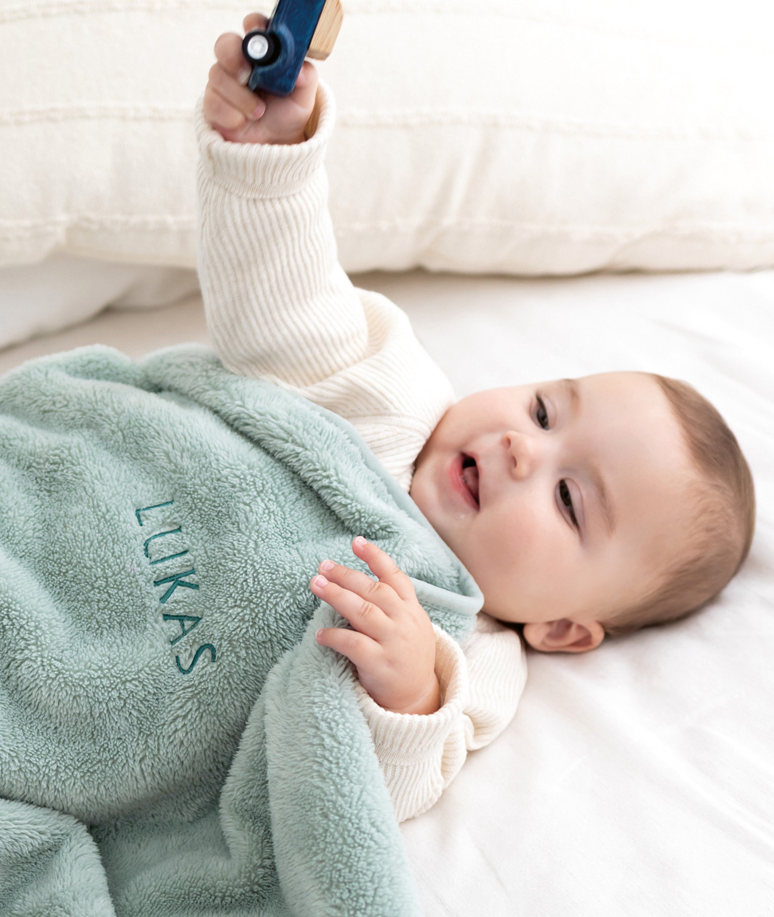 HP 6 BRODERIE COUVERTURE 380:450.jpg